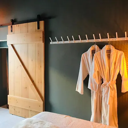 Luxury Boutique In Old Town Senze Appartement *